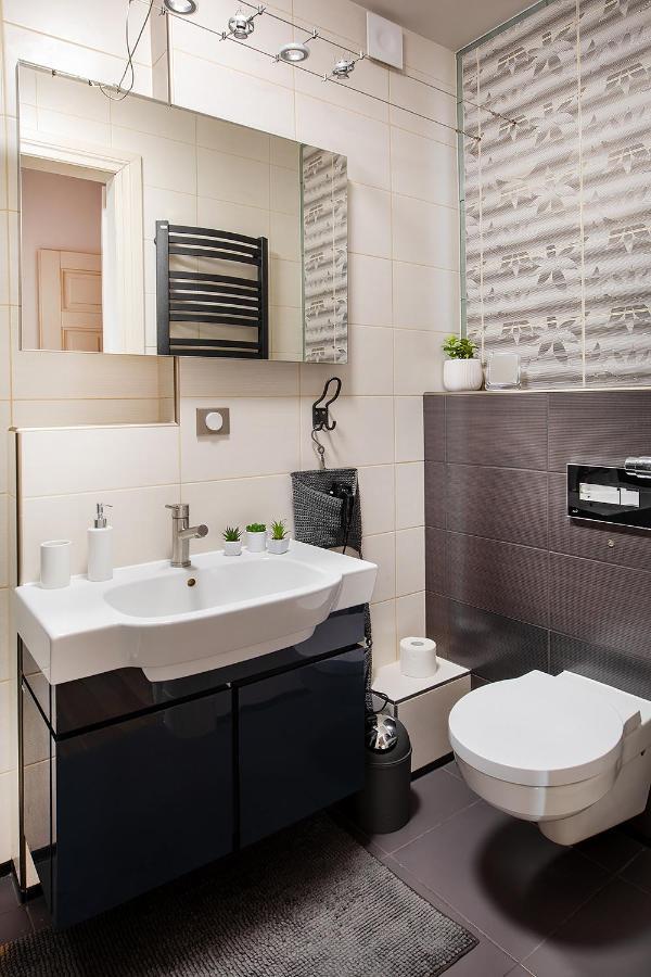 Movie Apartment Jezyce 포즈난 외부 사진